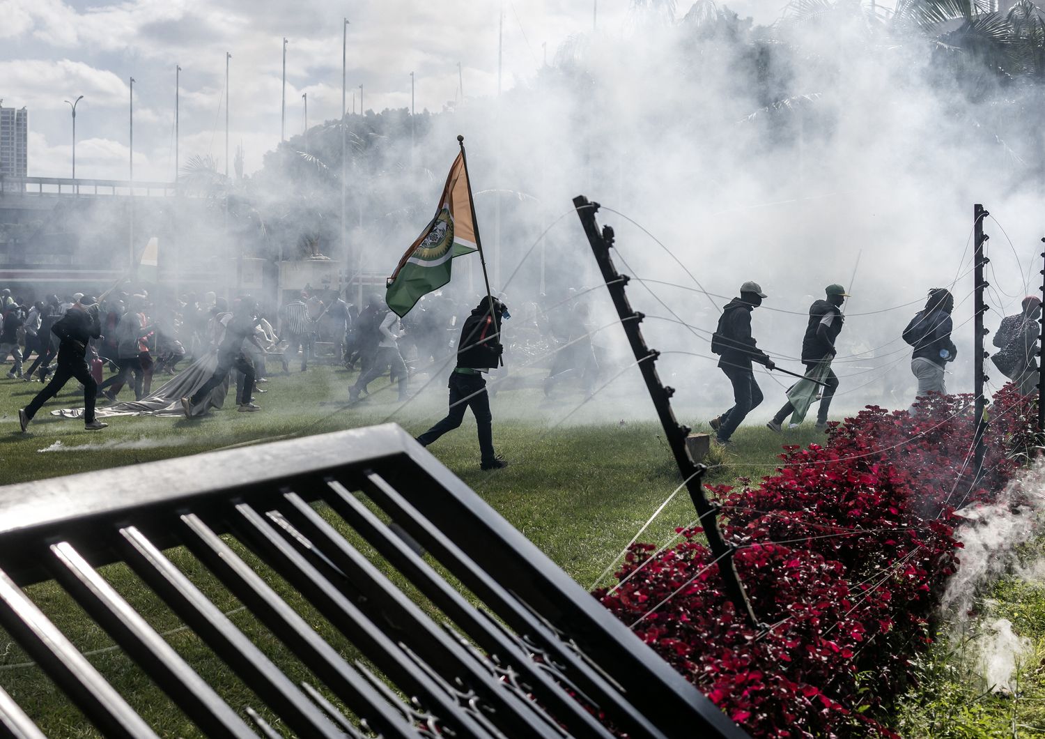 scontri e manifestazioni in kenya almeno 5 morti