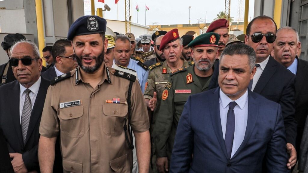 Le ministre tunisien de l'Intérieur Nouri avec son homologue libyen Trabelsi  à la frontière de Ras Jadir, céremonie d'ouverture, 1 Juillet 2024