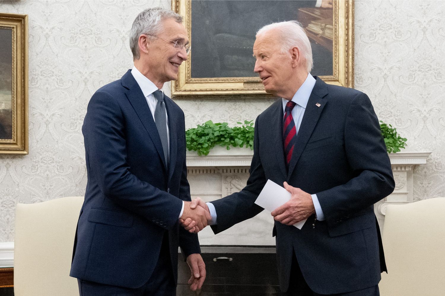 Stoltenberg e Biden