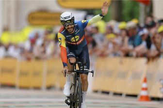 tour de france bernard bacia moglie multato