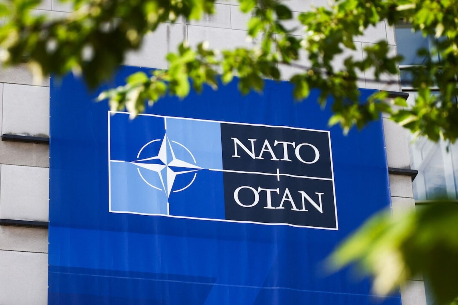 Il simbolo della NATO