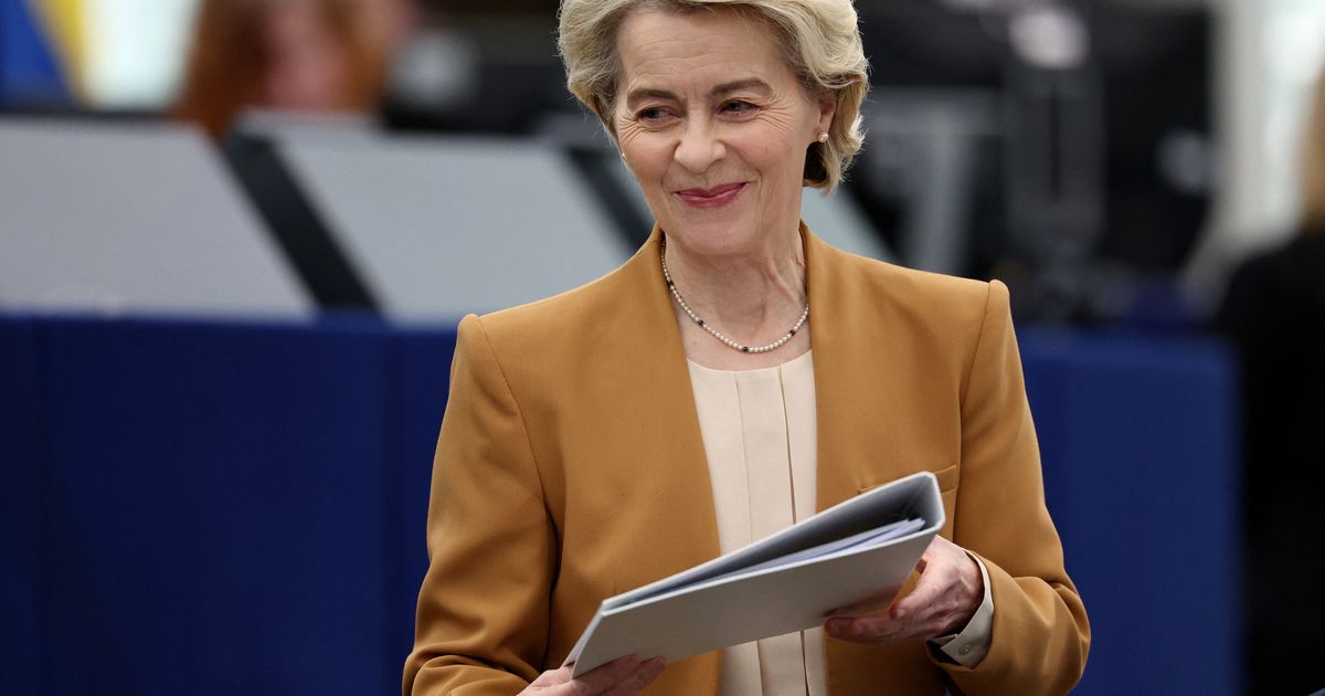 Grave polmonite per von der Leyen: annullati tutti gli impegni