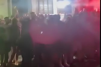 cronista stampa aggredito da militanti estrema destra torino