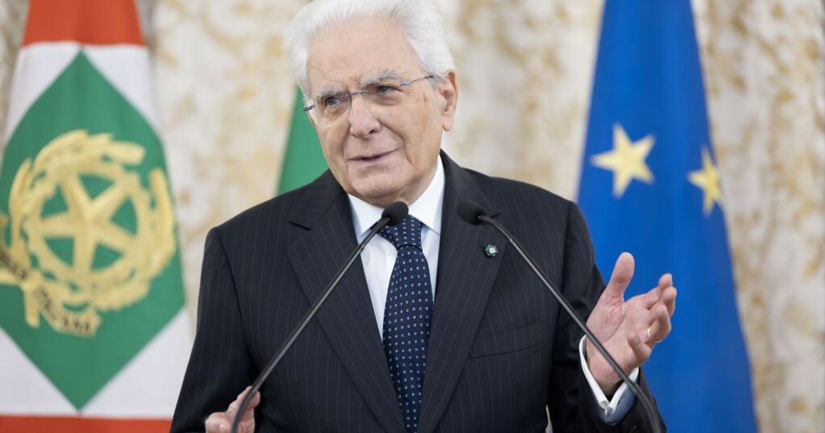 Mattarella compie 