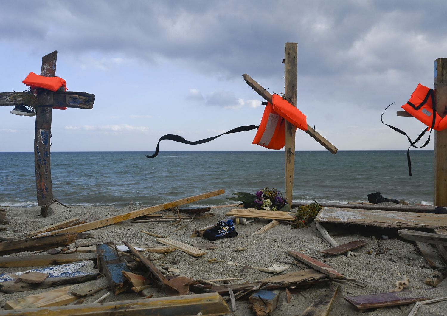 Cutro, la spiaggia della tragedia