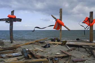 Cutro, la spiaggia della tragedia