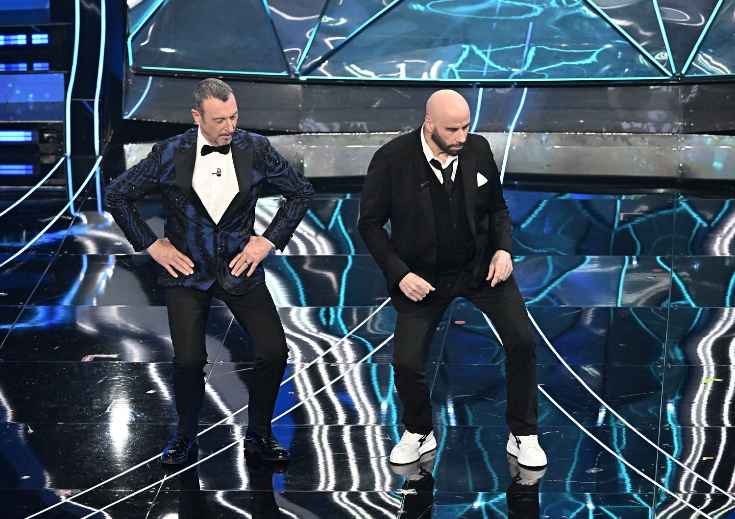 Sanremo 2024 - Amadeus e John Travolta