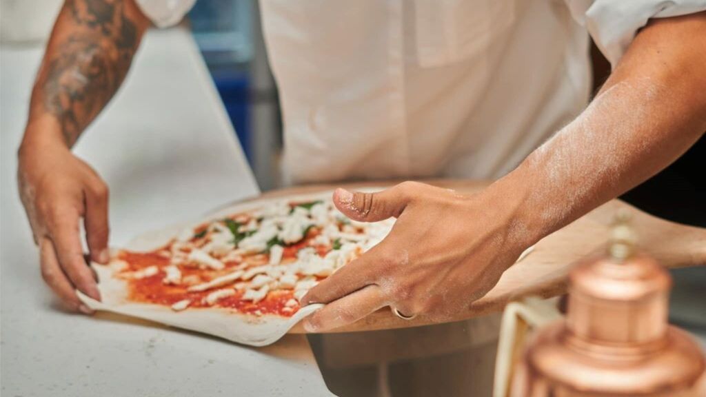 La traditionnelle pizza napolitaine de l'Antica pizzeria napoletana da Michele.