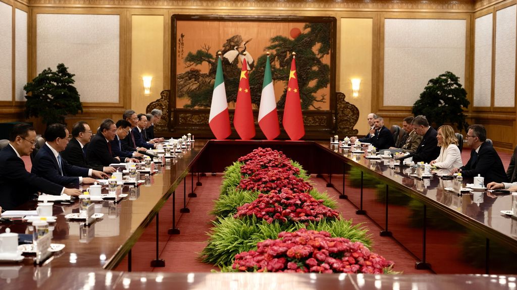 La délégation italienne  du Premier ministre Meloni en Chine, rencontre officielle