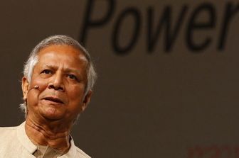 bangladeshi studenti vogliono il nobel yunus come capo del governo