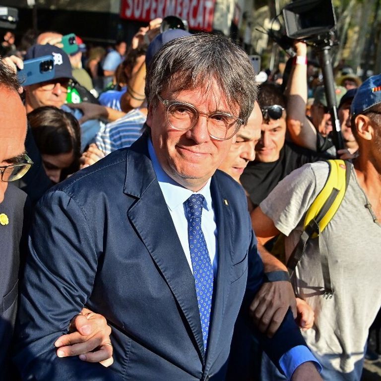 rientro puigdemont barcellona dopo esilio