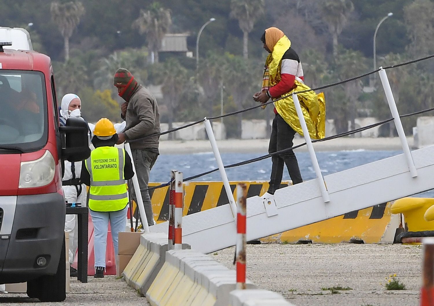 Uno sbarco di migranti da Lampedusa