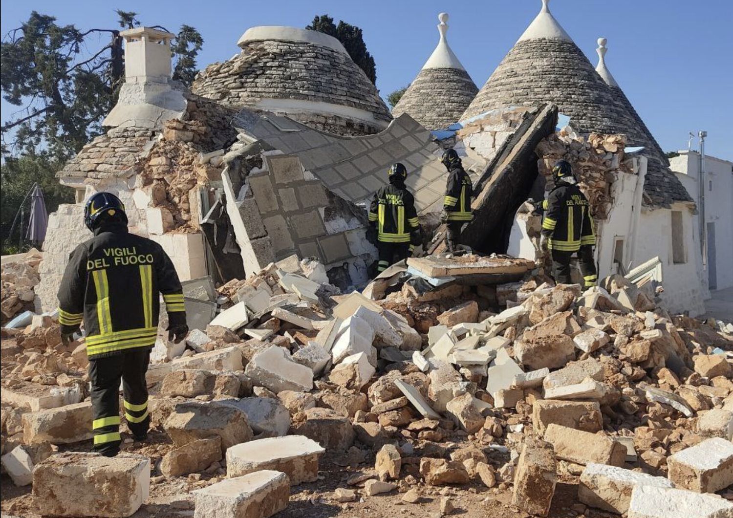 Trullo crollato nel Brindisino