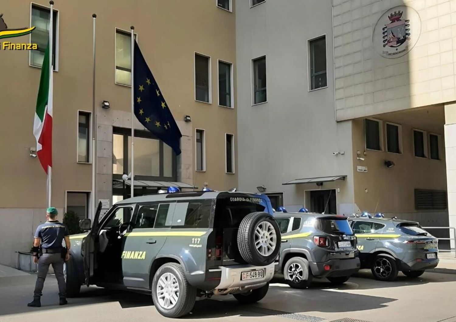 le mani di cosa nostra sul gelato due arresti a palermo