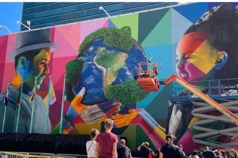 Murales pour la planète de l'artiste brésilien Eduardo Kobra au Palais de verre de l'Onu