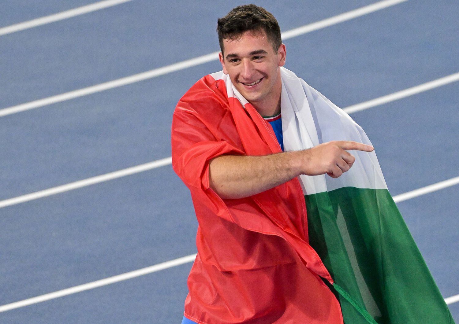 Leonardo FabbriI, medaglia d'oro nel lancio del peso l'8 giugno scorso ai  Campionati Europei di Atletica allo stadio Olimpico di Roma