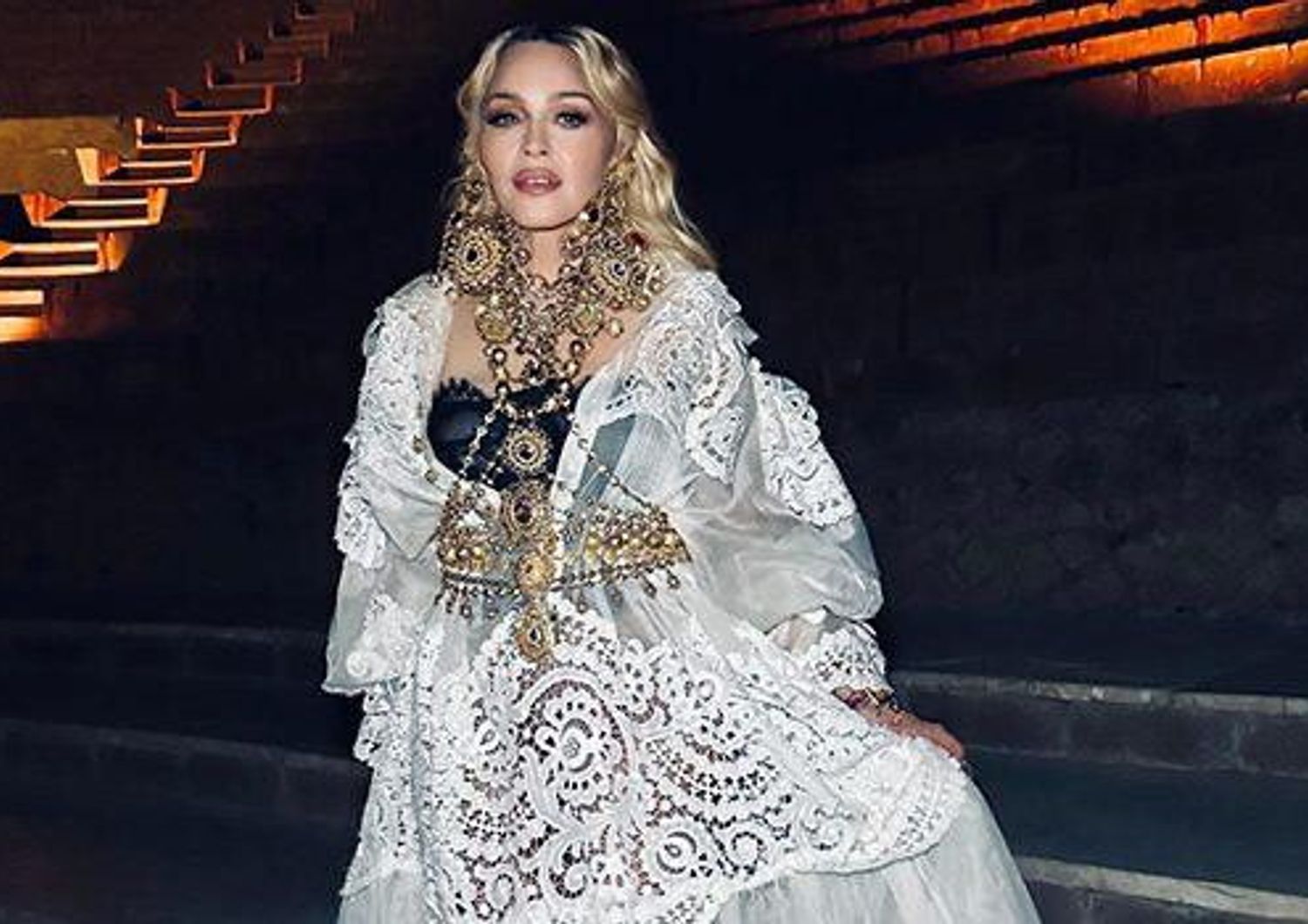 madonna a pompei festa tra cultura mondanita e sociale