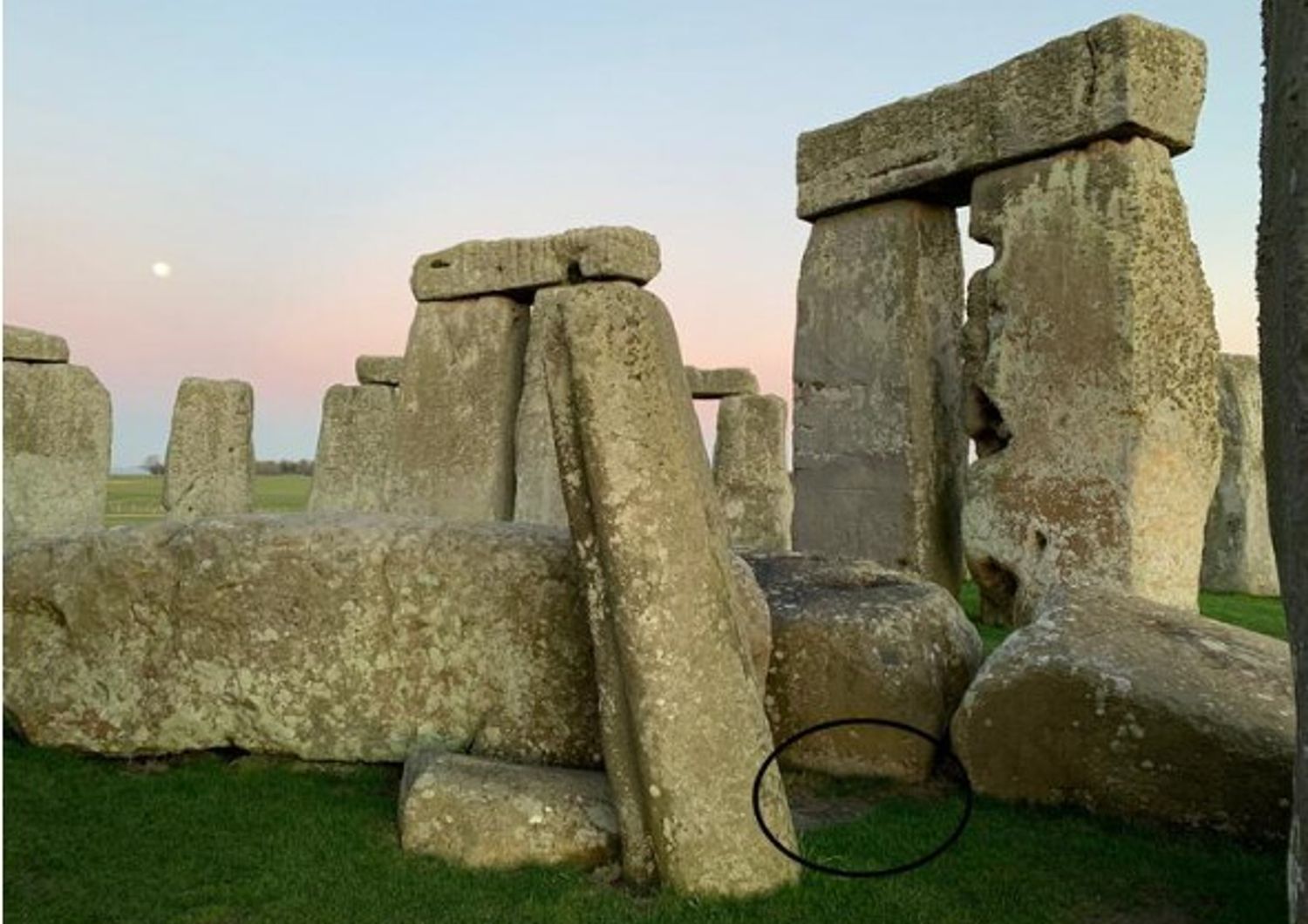 pietra altare stonehenge rivela civilt&agrave; molto piu avanzata ipotizzato