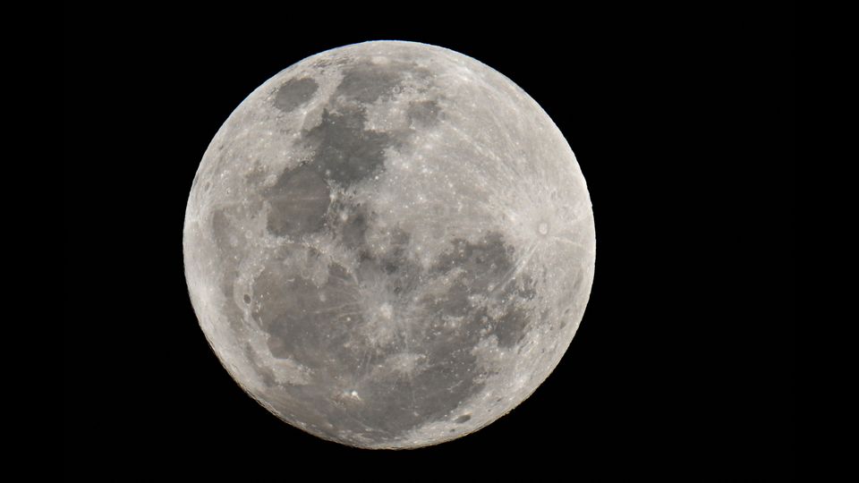 La superluna sopra Sydney