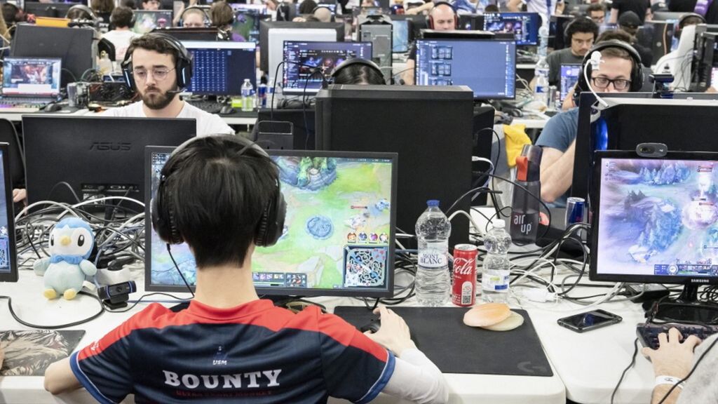 Un tournoi d'eSports en Europe