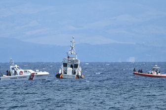 Mezzi impegnati nelle ricerche dello yacht affondato