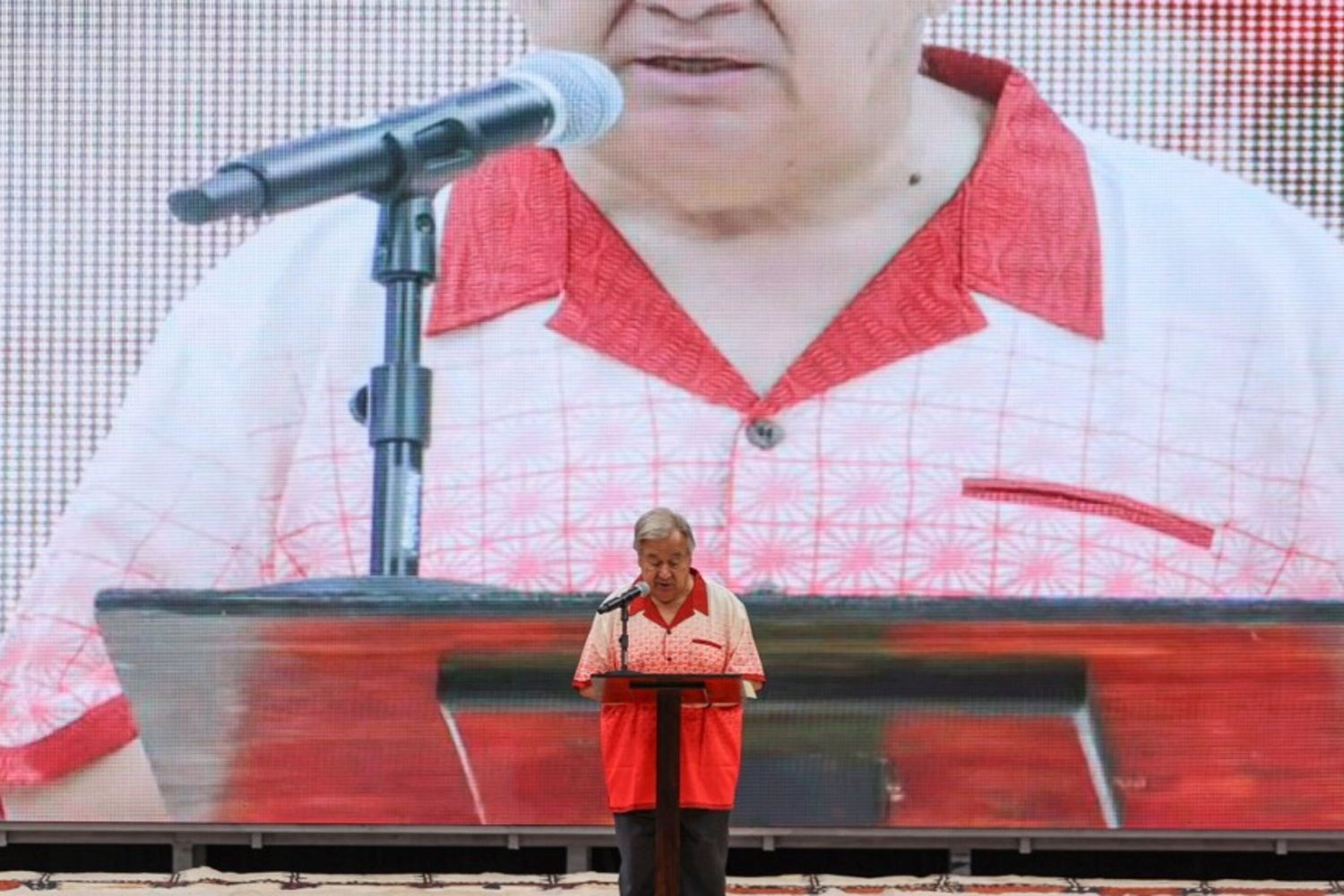 Antonio Guterres al forum di Tonga