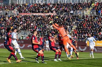 calcio cagliari como pareggio reti piccolo cutrone