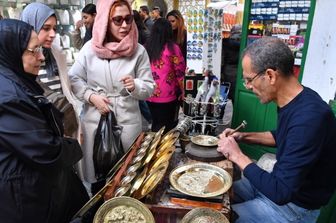 Un artisan tunisien, médina de Tunis