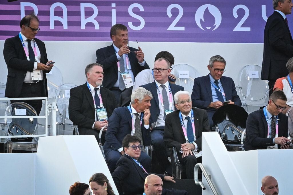 Paralimpiadi 2024, Parigi si accende per i Giochi