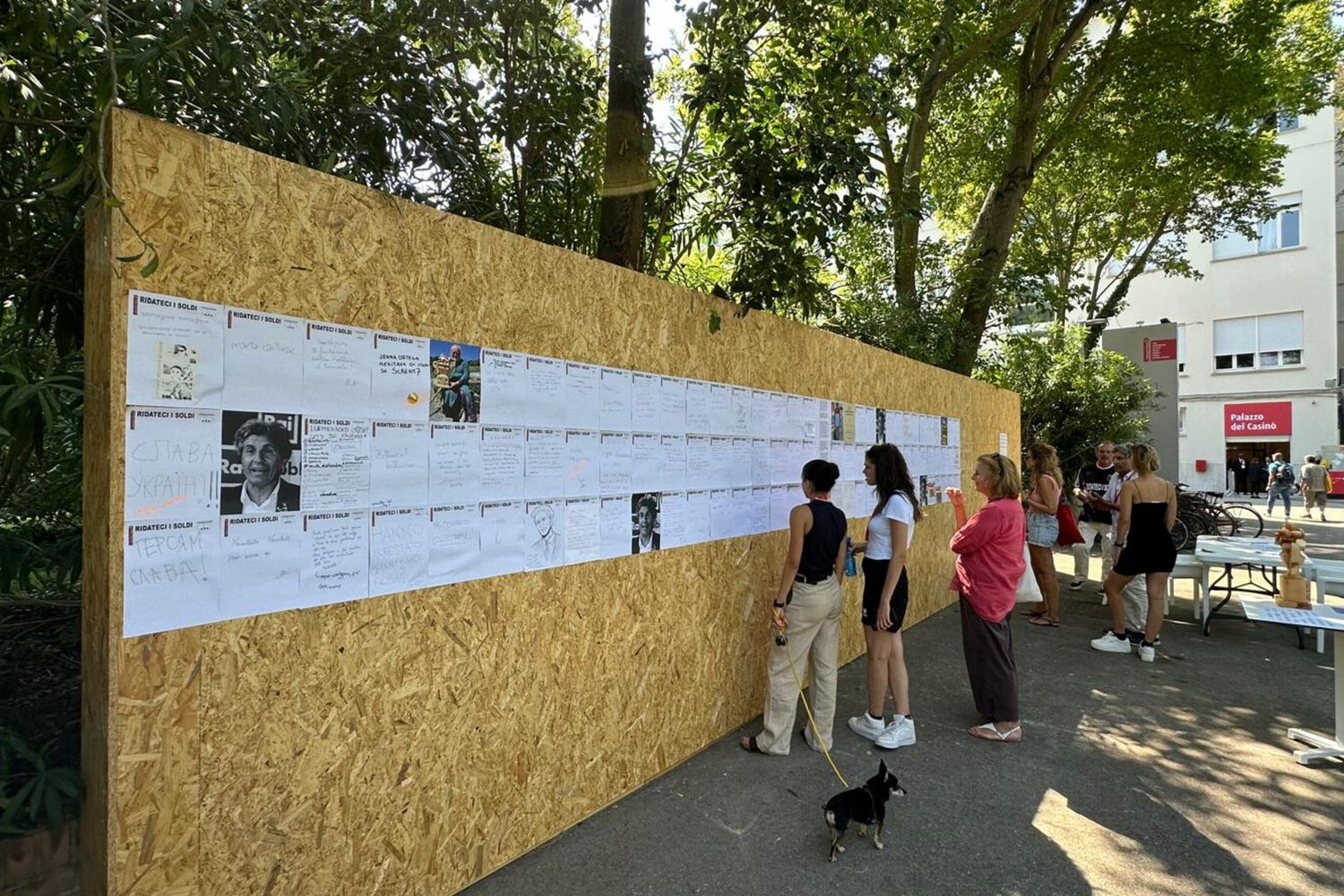 La bacheca del Codacons a Venezia