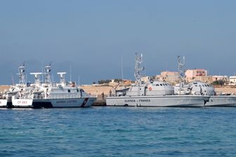 Les patrouilleurs de la Guardia di Finanza et de la Capitainerie du Port italiennes