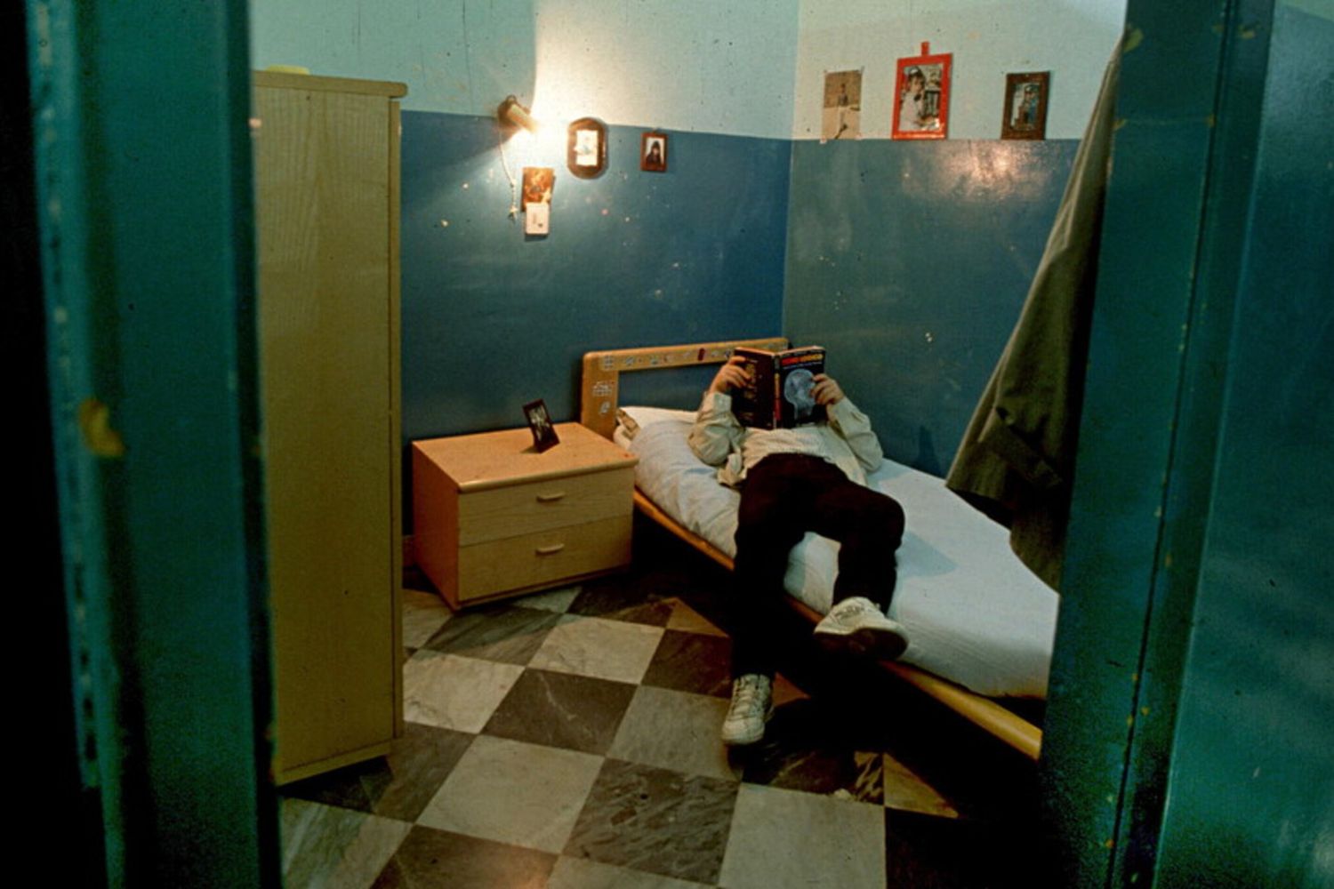 Un detenuto del carcere minorile di Palermo