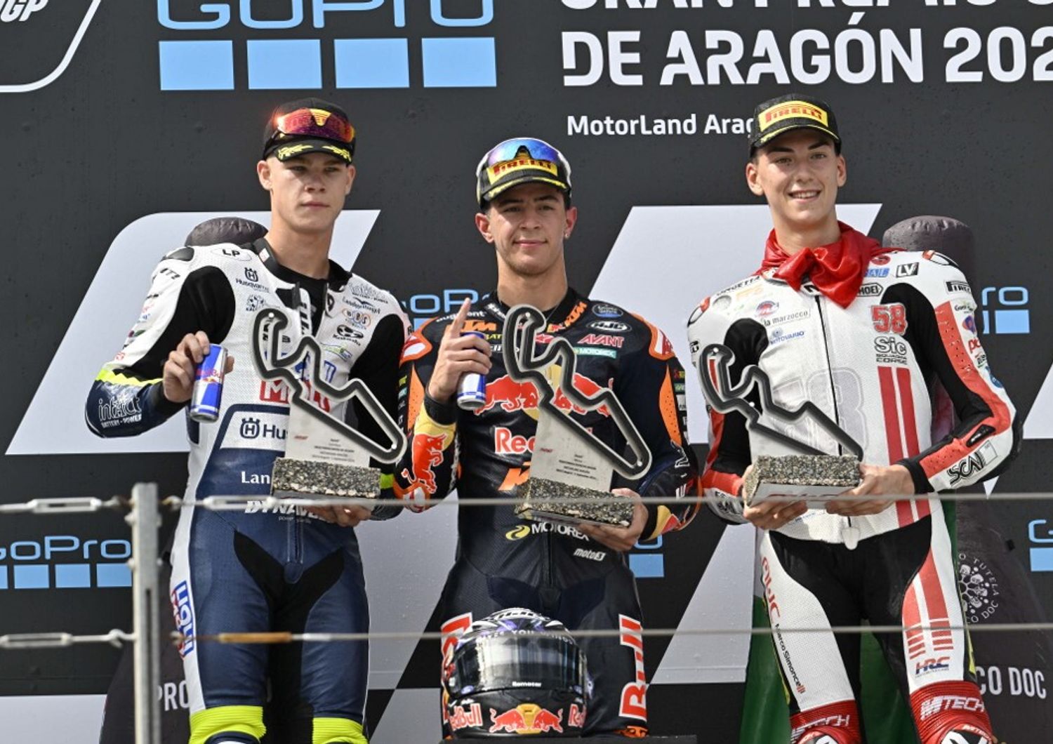 motogp marquez vince ad aragon bagnaia cade martin allunga