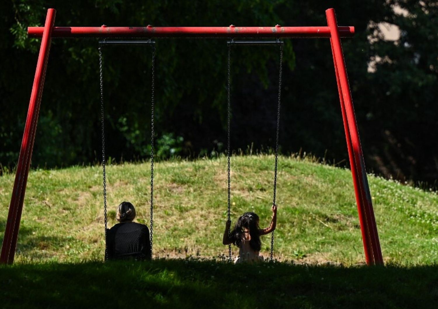 caduta altalena muore bimba 6 anni