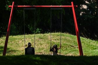 caduta altalena muore bimba 6 anni