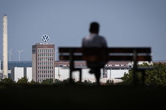 La sede della casa automobilistica tedesca Volkswagen (VW) è raffigurata a Wolfsburg, nel nord della Germania