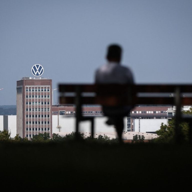 La sede della casa automobilistica tedesca Volkswagen (VW) è raffigurata a Wolfsburg, nel nord della Germania