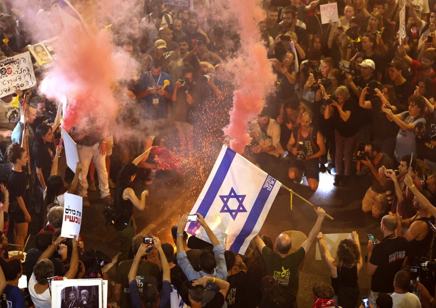 Proteste in Israele contro il governo Netanyahu