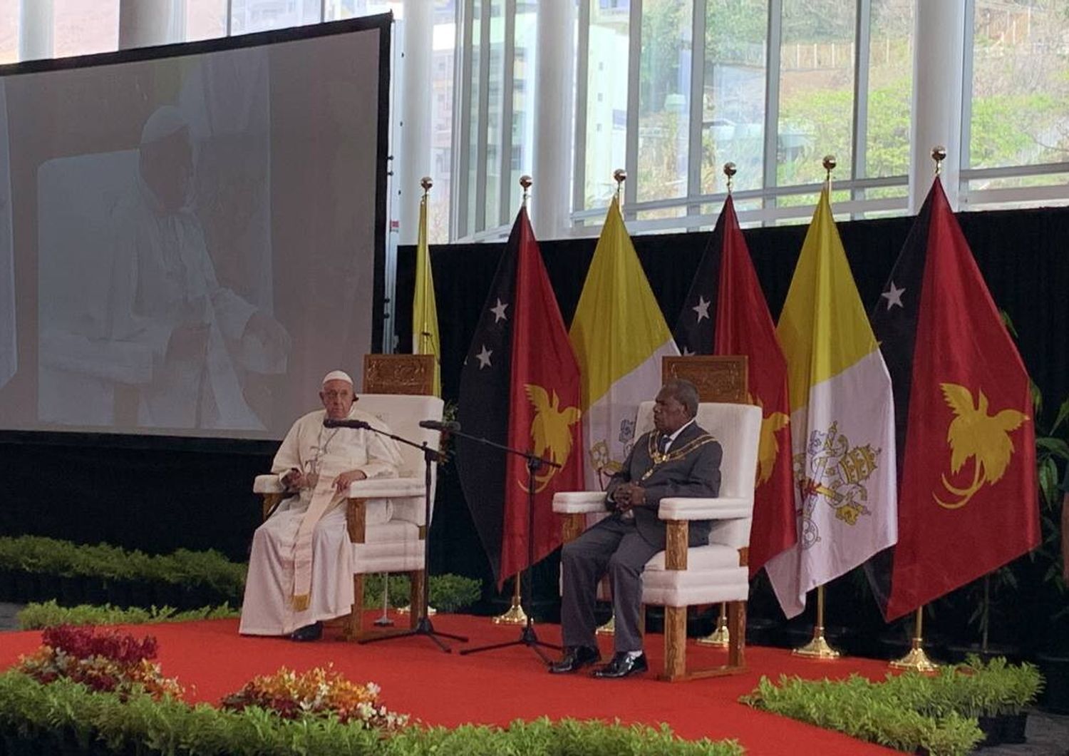 Il Papa in visita in Papua Nuova Guinea