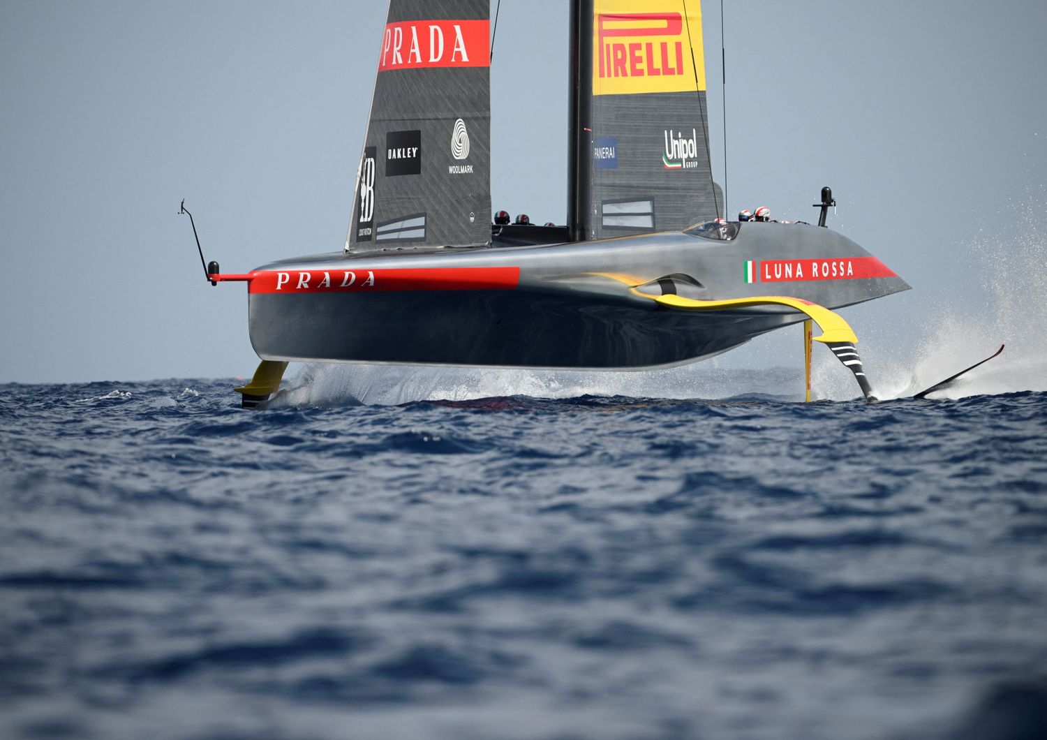 Luna Rossa Prada Pirelli