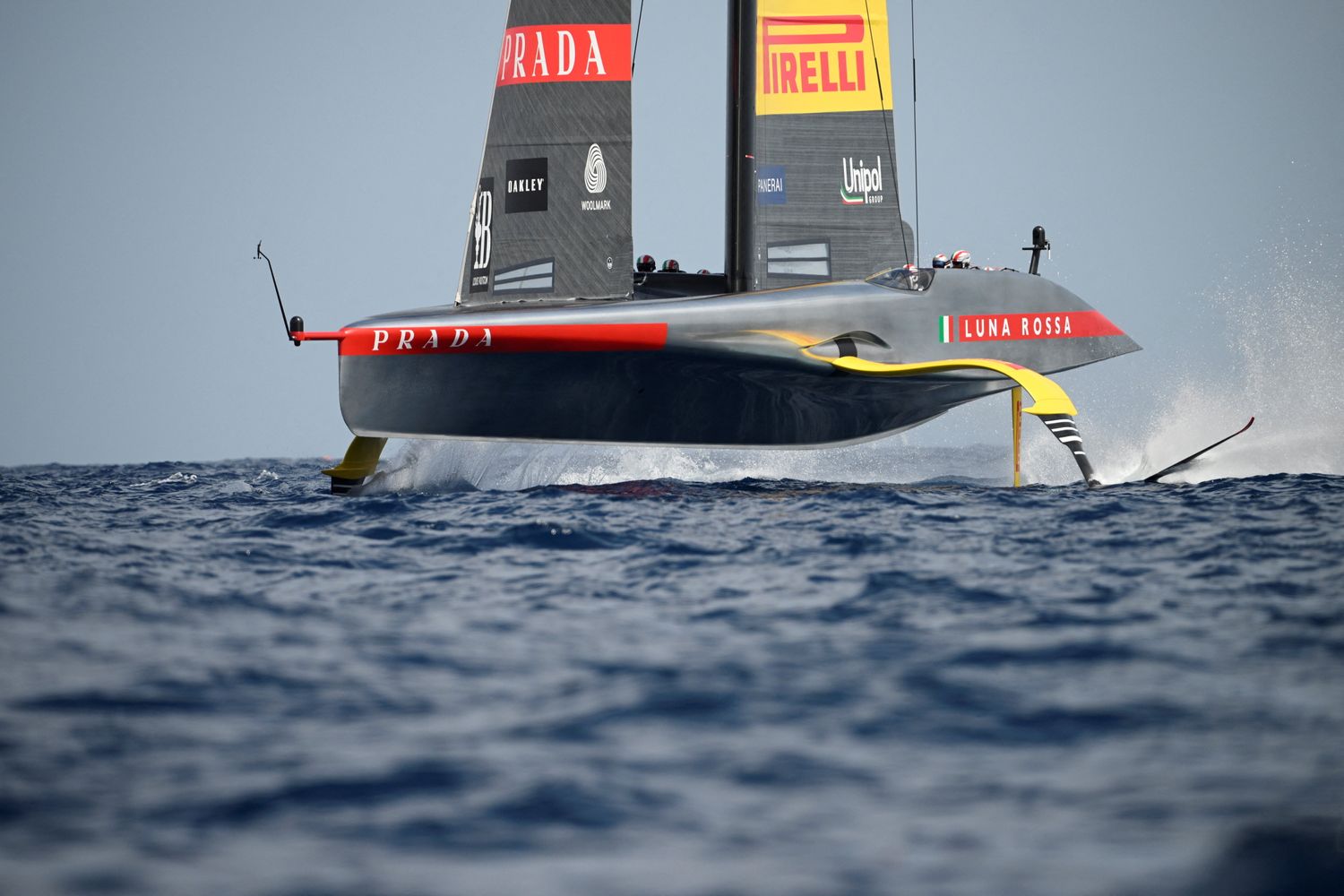 Luna Rossa Prada Pirelli
