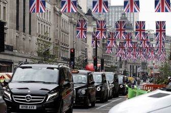 Le strade di Londra pronte per i festeggiamenti dell'incoronazione&nbsp;