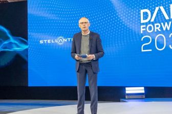 Il Ceo di Stellantis Carlos Tavares