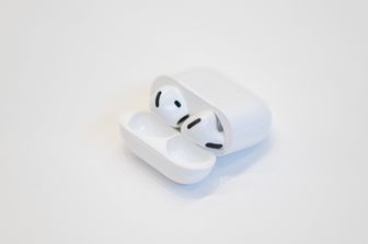 Apple ok Fda apparecchi acustici airPods pro