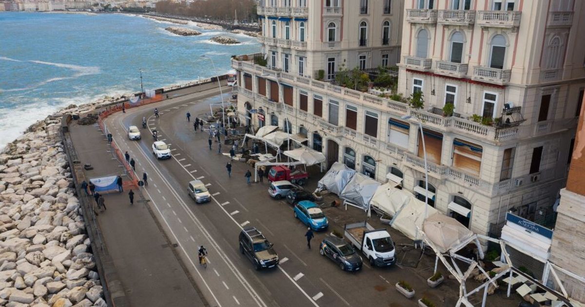 Les liaisons de Naples vers Ischia et Procida ont été suspendues en raison du mauvais temps