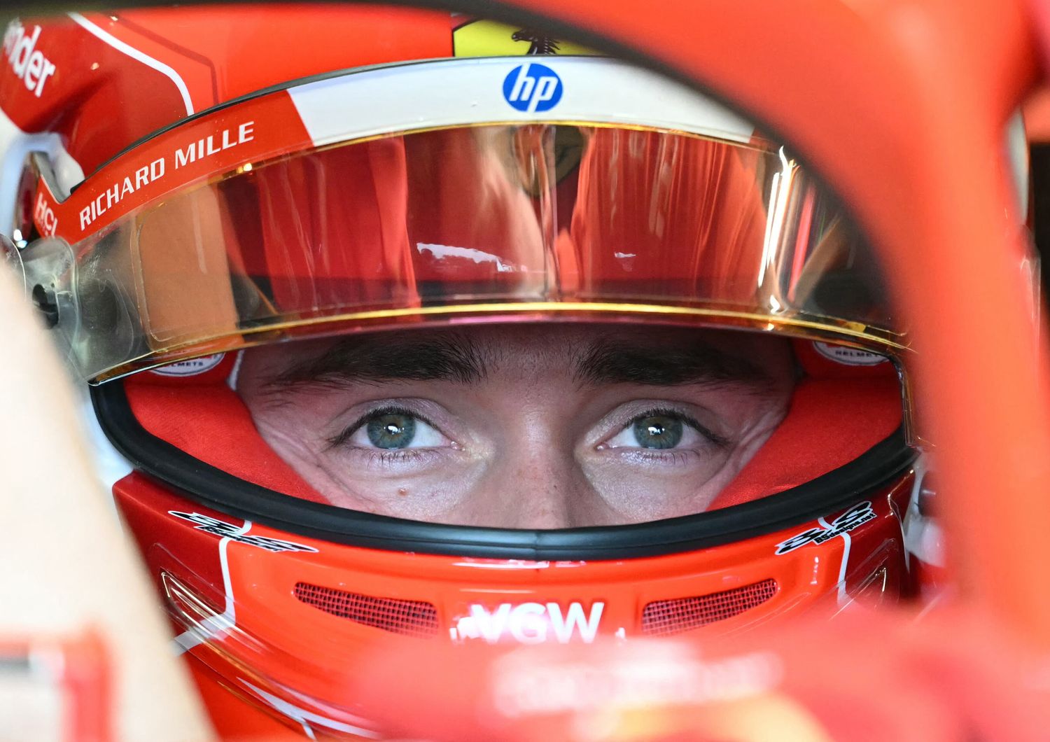 F1 Gp Azerbaijan Norris fuori Leclerc davanti