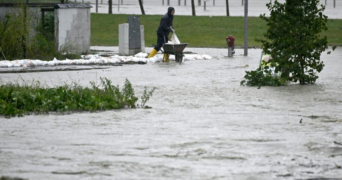 Encore du mauvais temps en Autriche. Un pompier décède