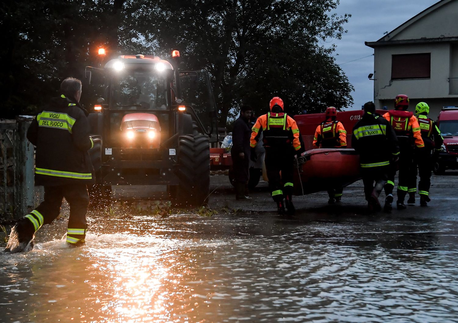 allerta meteo rossa emilia romagna scuole chiuse