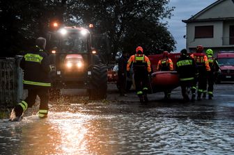 allerta meteo rossa emilia romagna scuole chiuse