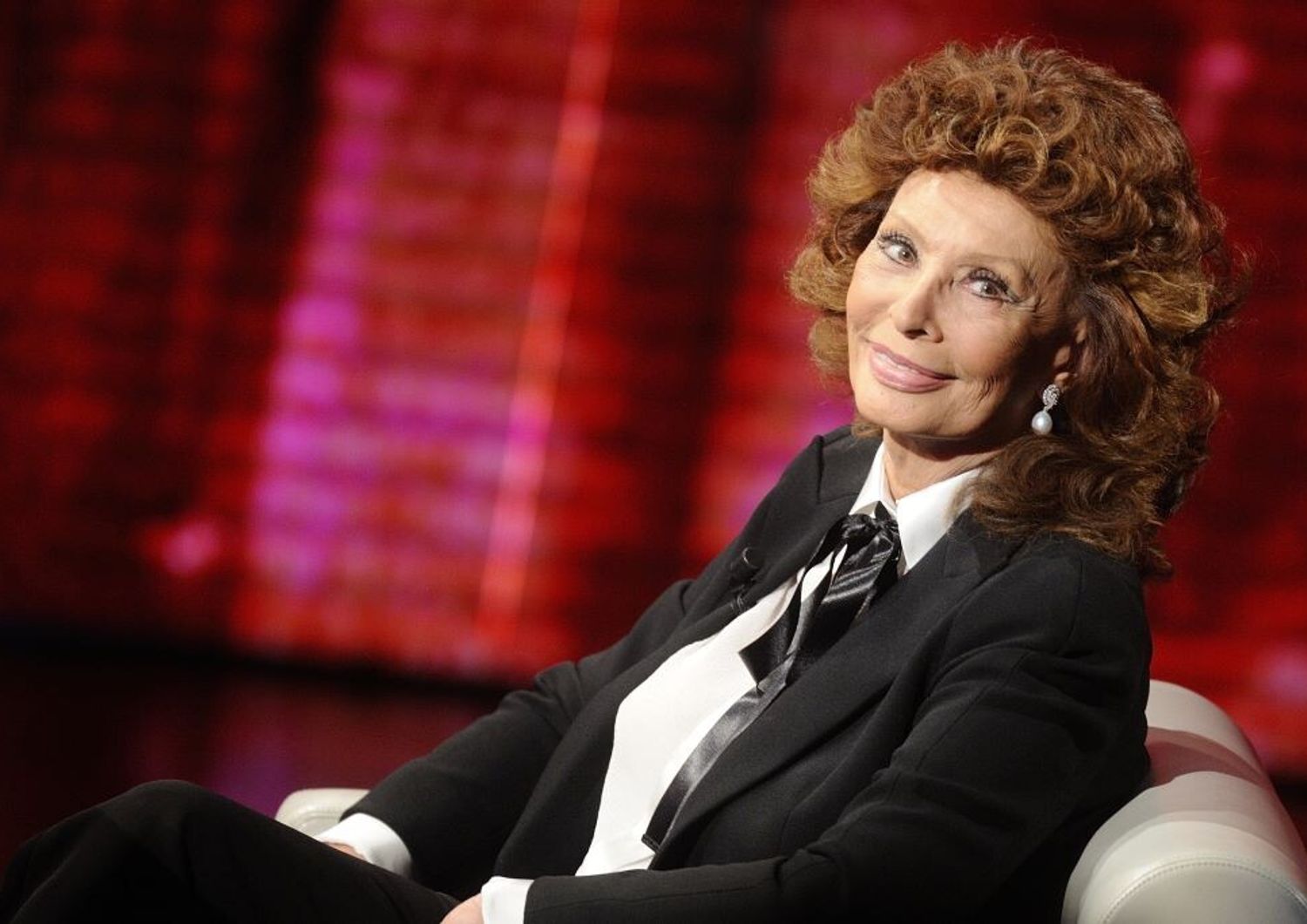 Sophia Loren festeggia i 90 anni, festa privata a Roma